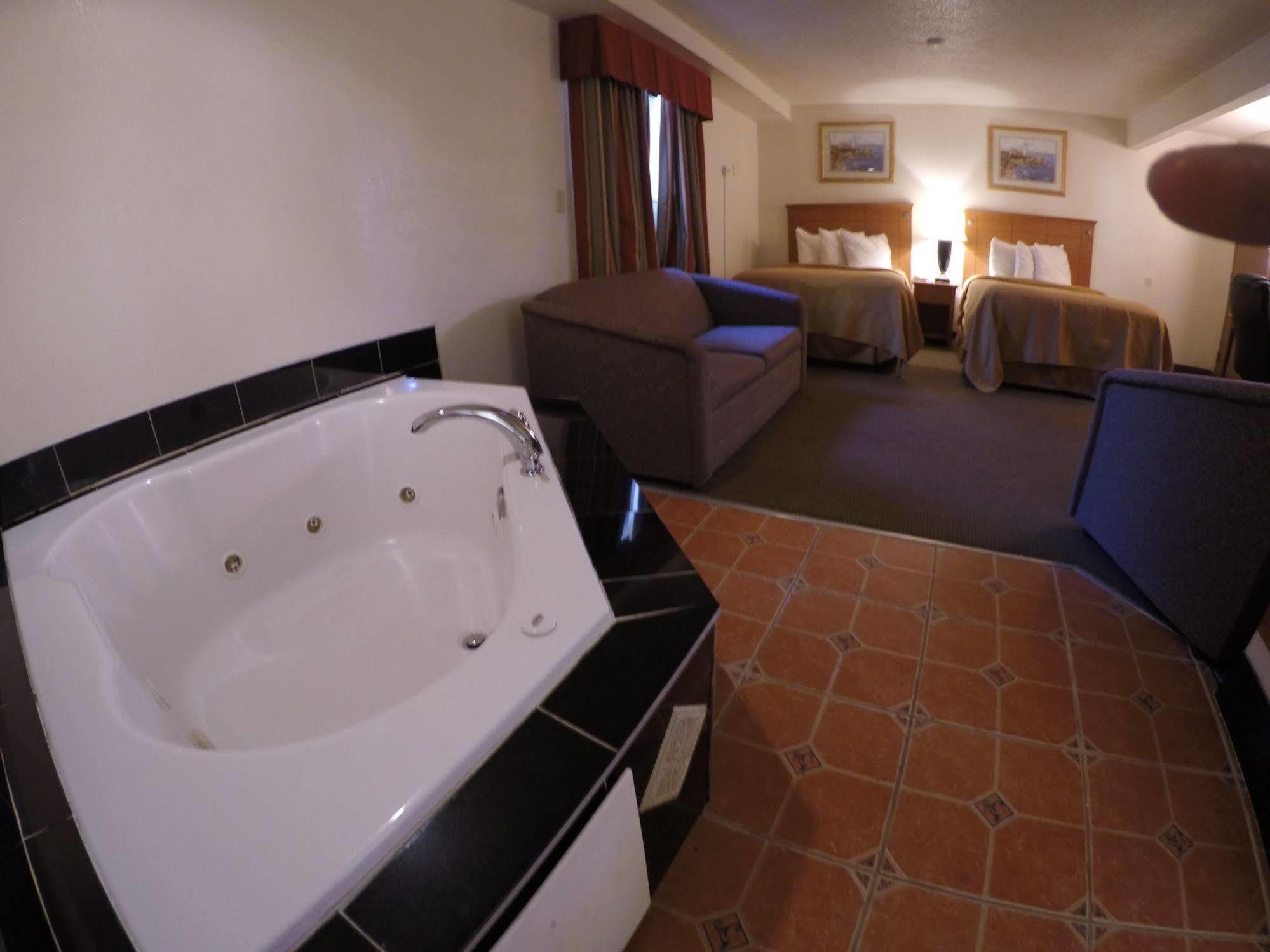 Rodeway Inn Point Pleasant Beach エクステリア 写真
